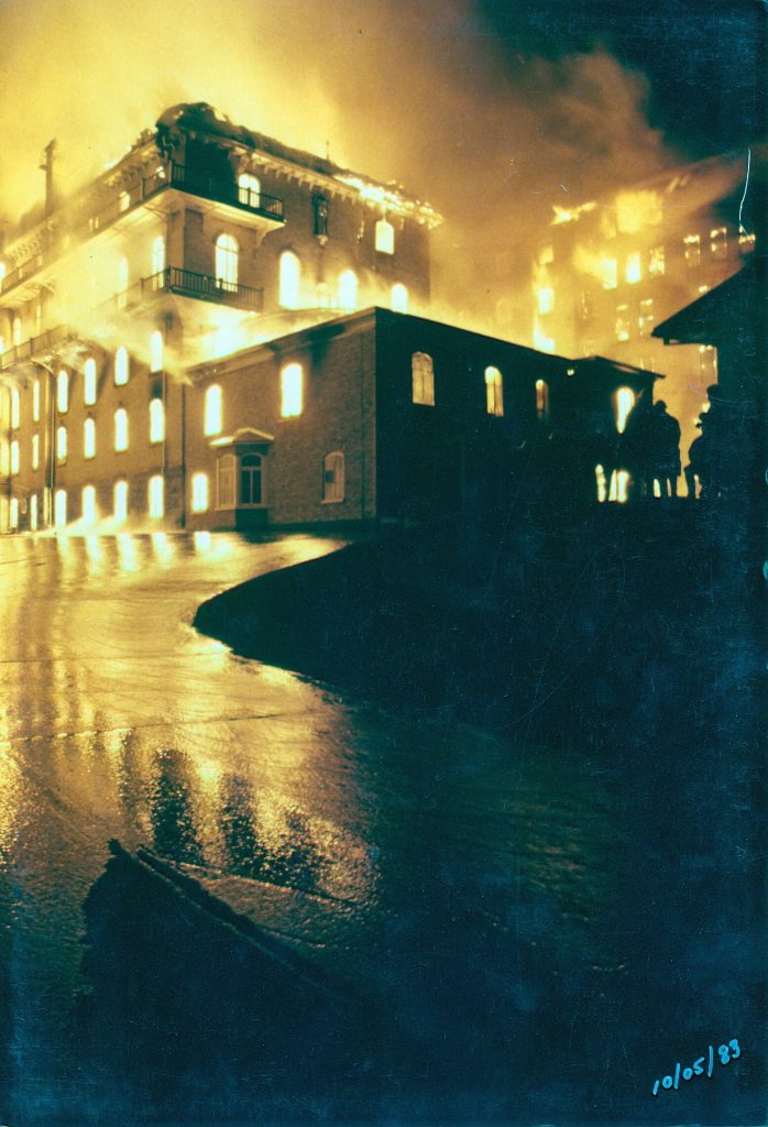 Photo du feu du collège Jésus-Marie en 1983 (1983-05-13). © Société d'histoire de Sillery